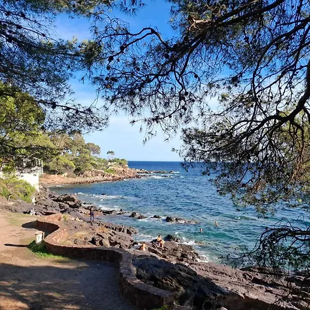 Les 3 Sources D'aiguebonne, Vue Et Estérel, Plages à Pied * Saint-Raphaël